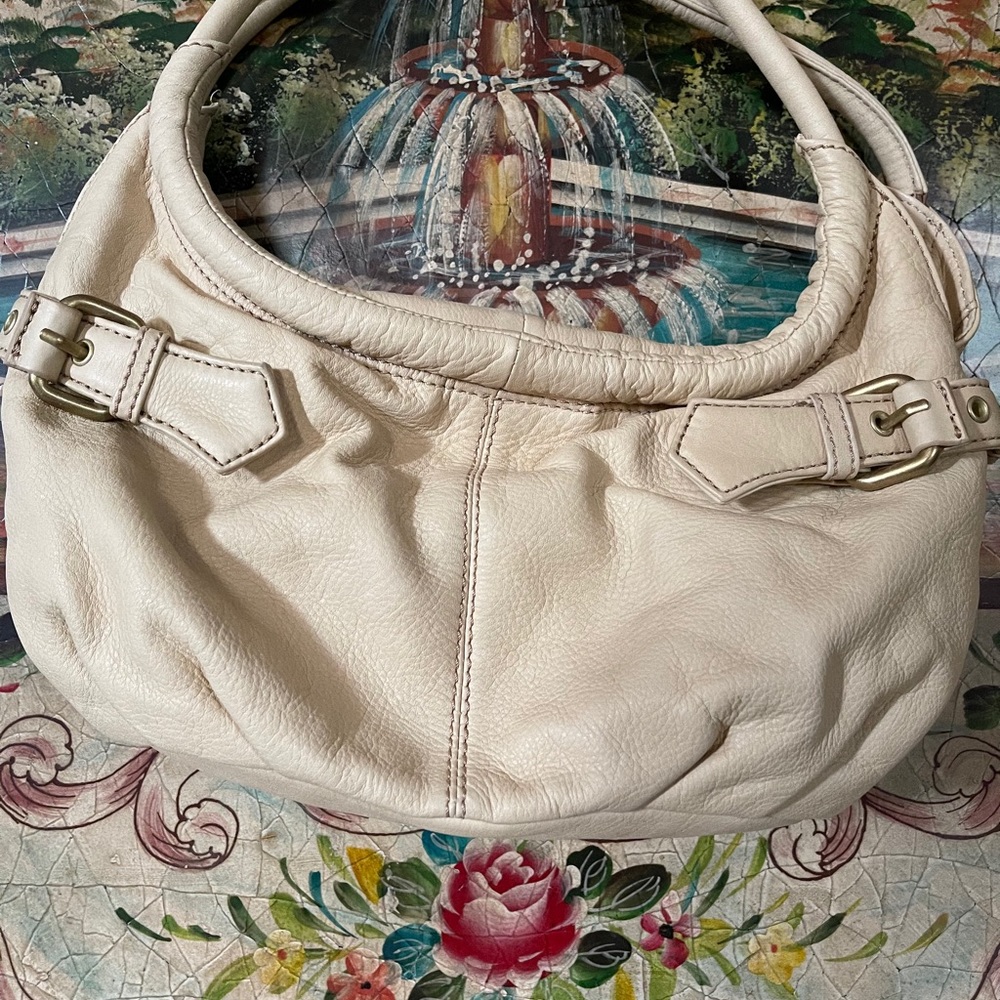 NWT - Kenneth Cole New York Small Bucket Brigade